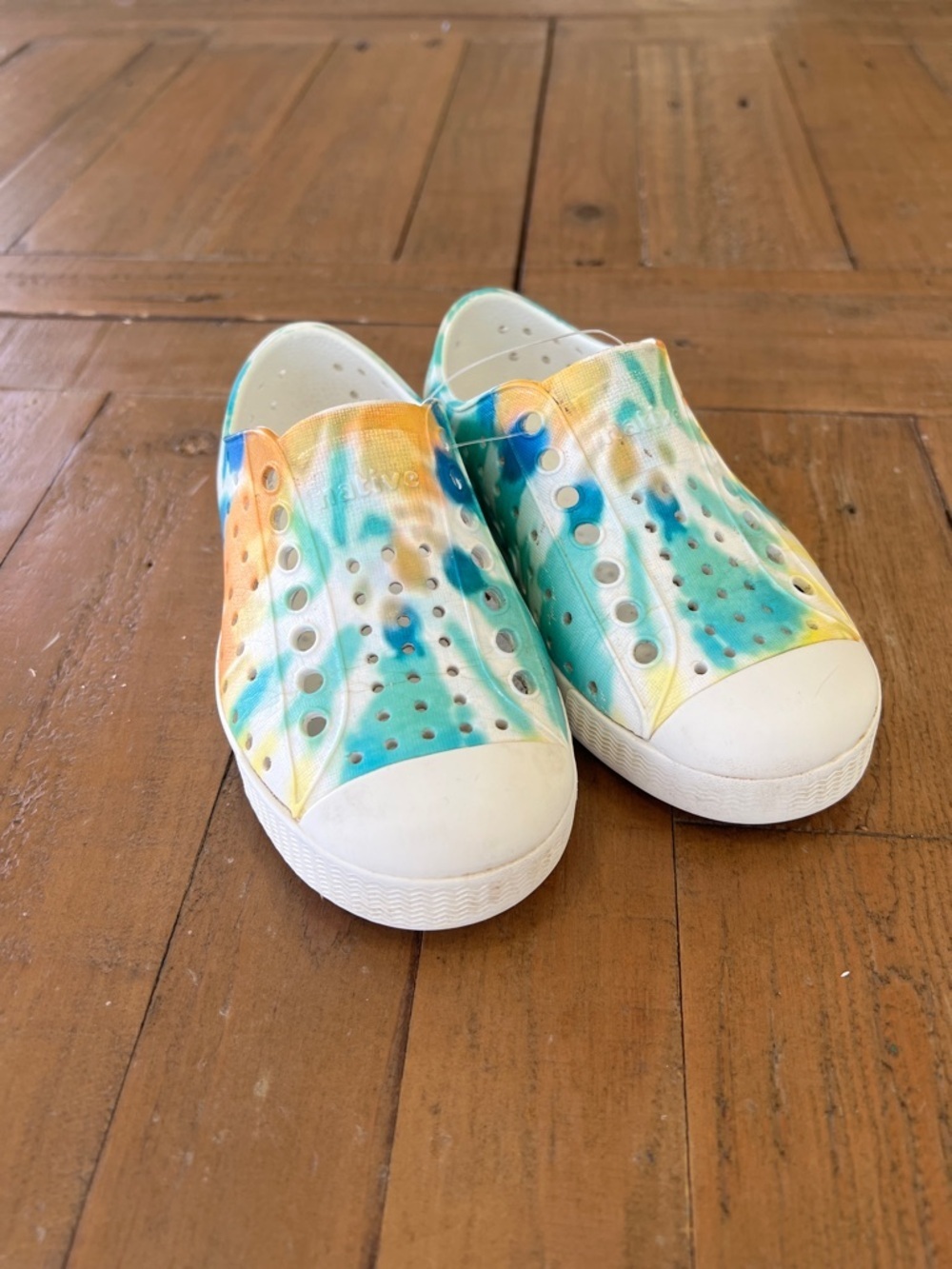 Native Jefferson colorful tie dye slip on Waterproof sneaker sandals kids 8